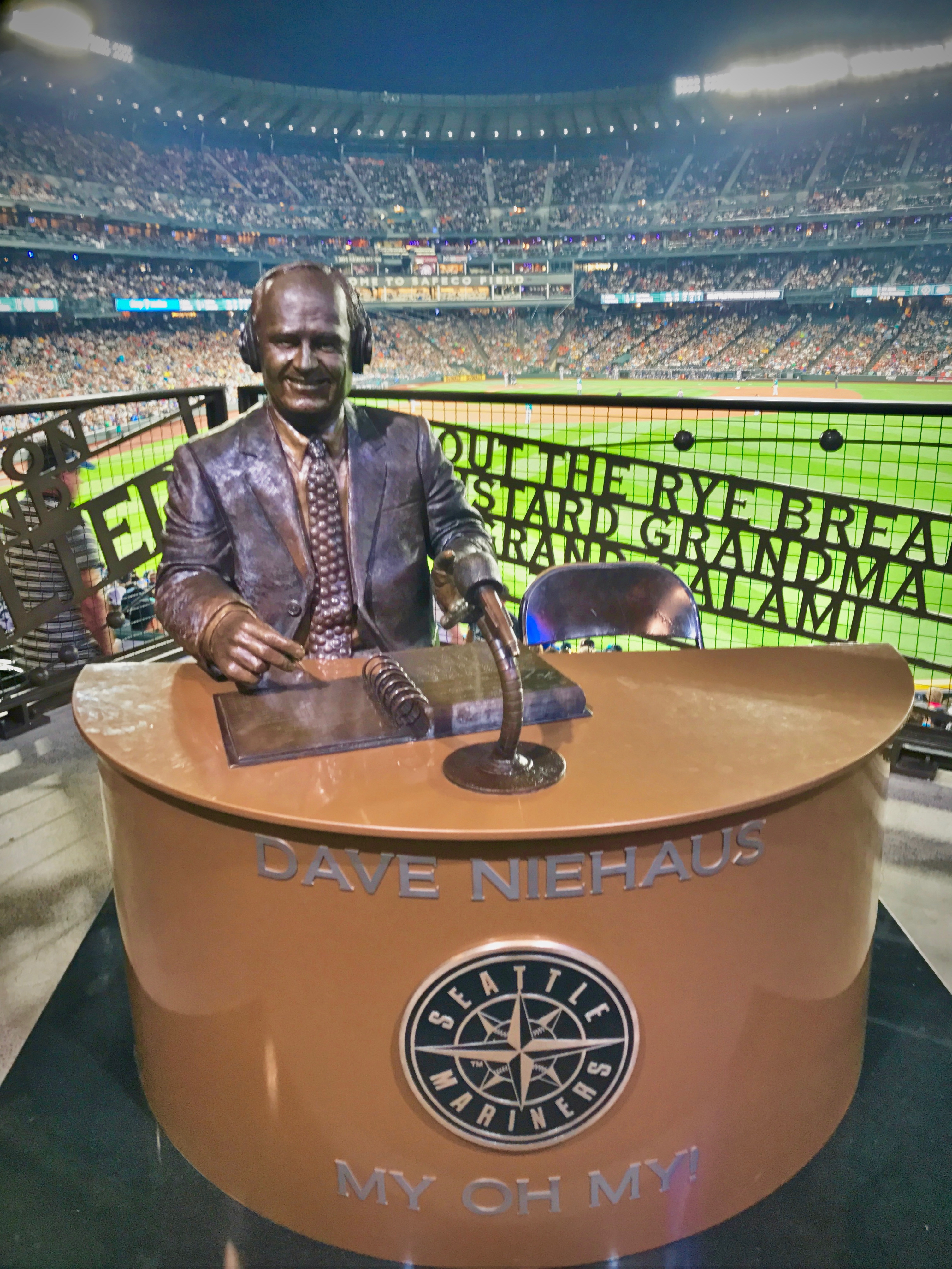 The Dave Niehaus statue at Safeco Field.  Photo by Patrick Robinson