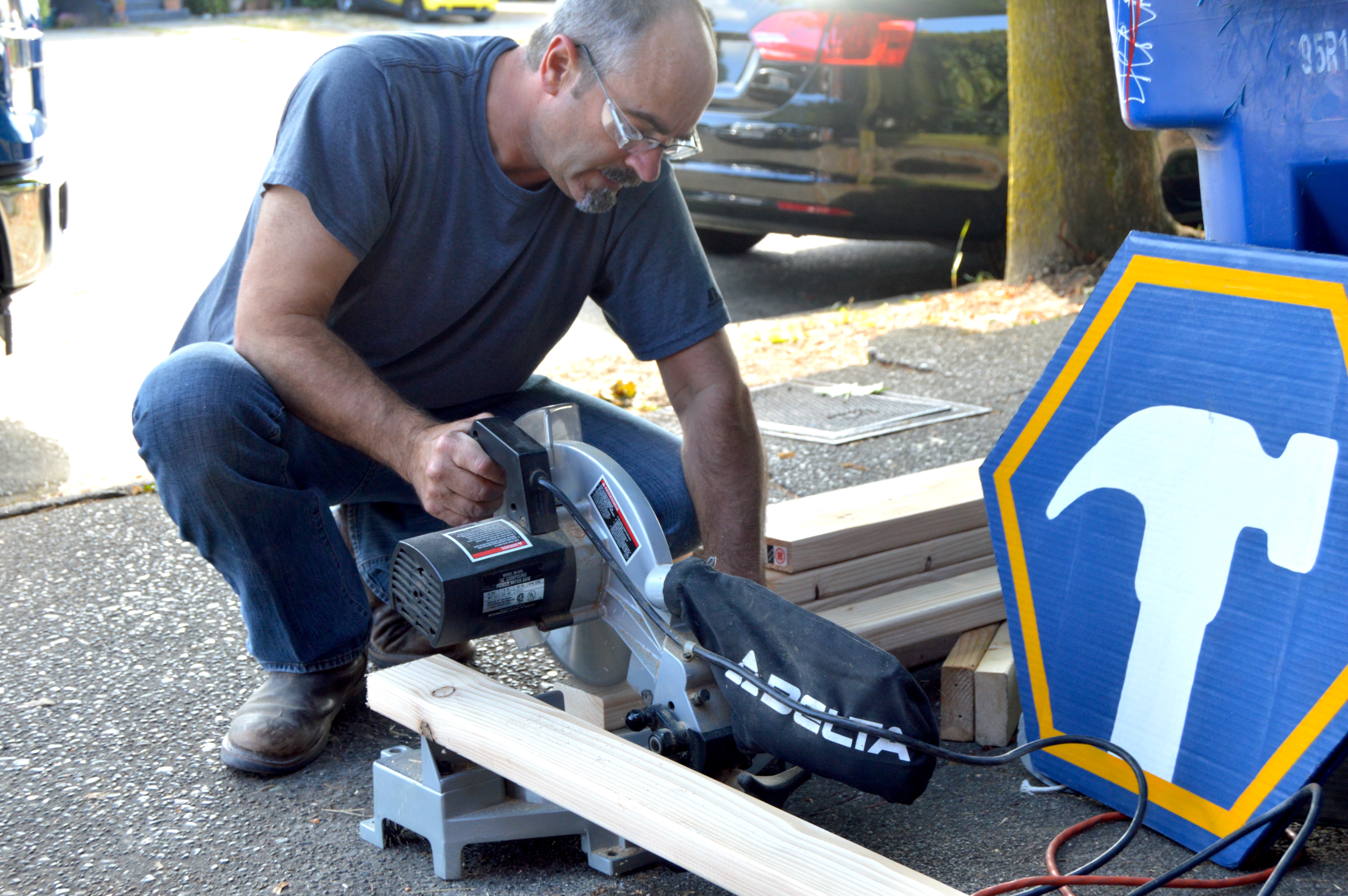 Ballard Tool Library