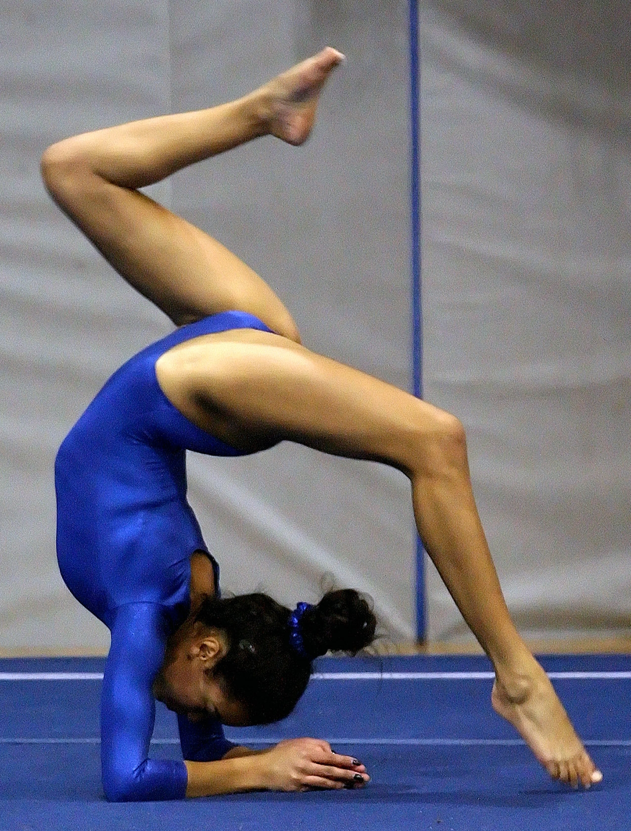 Chief Sealth gymnast does her floor routine. 