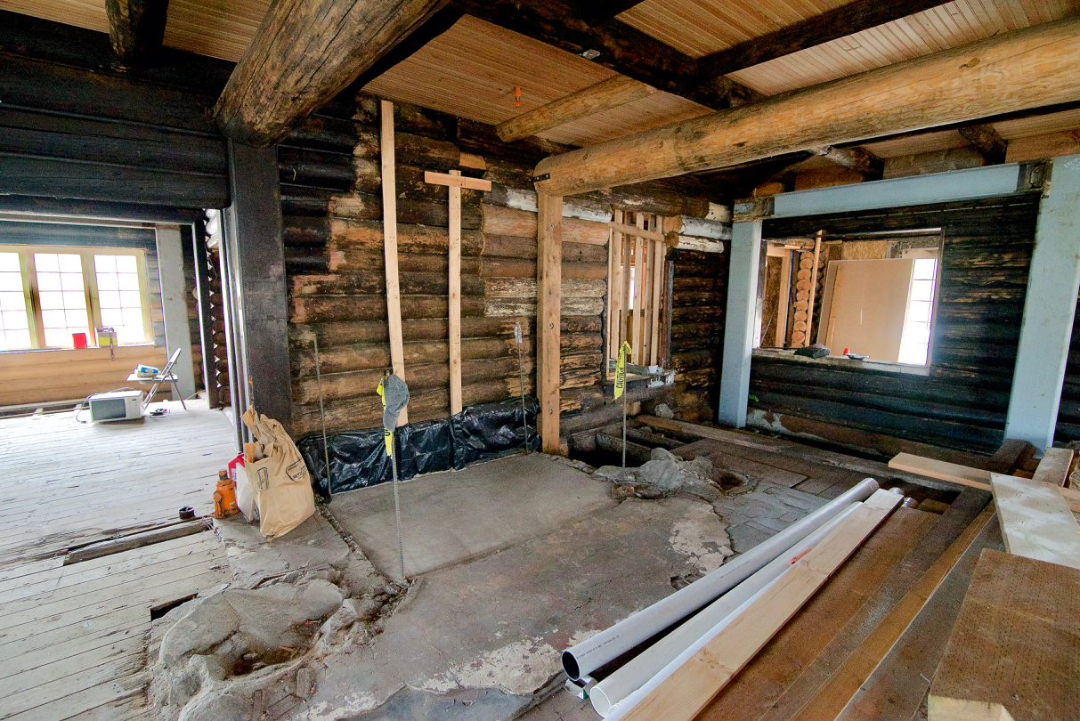 Main dining room at Alki Homestead