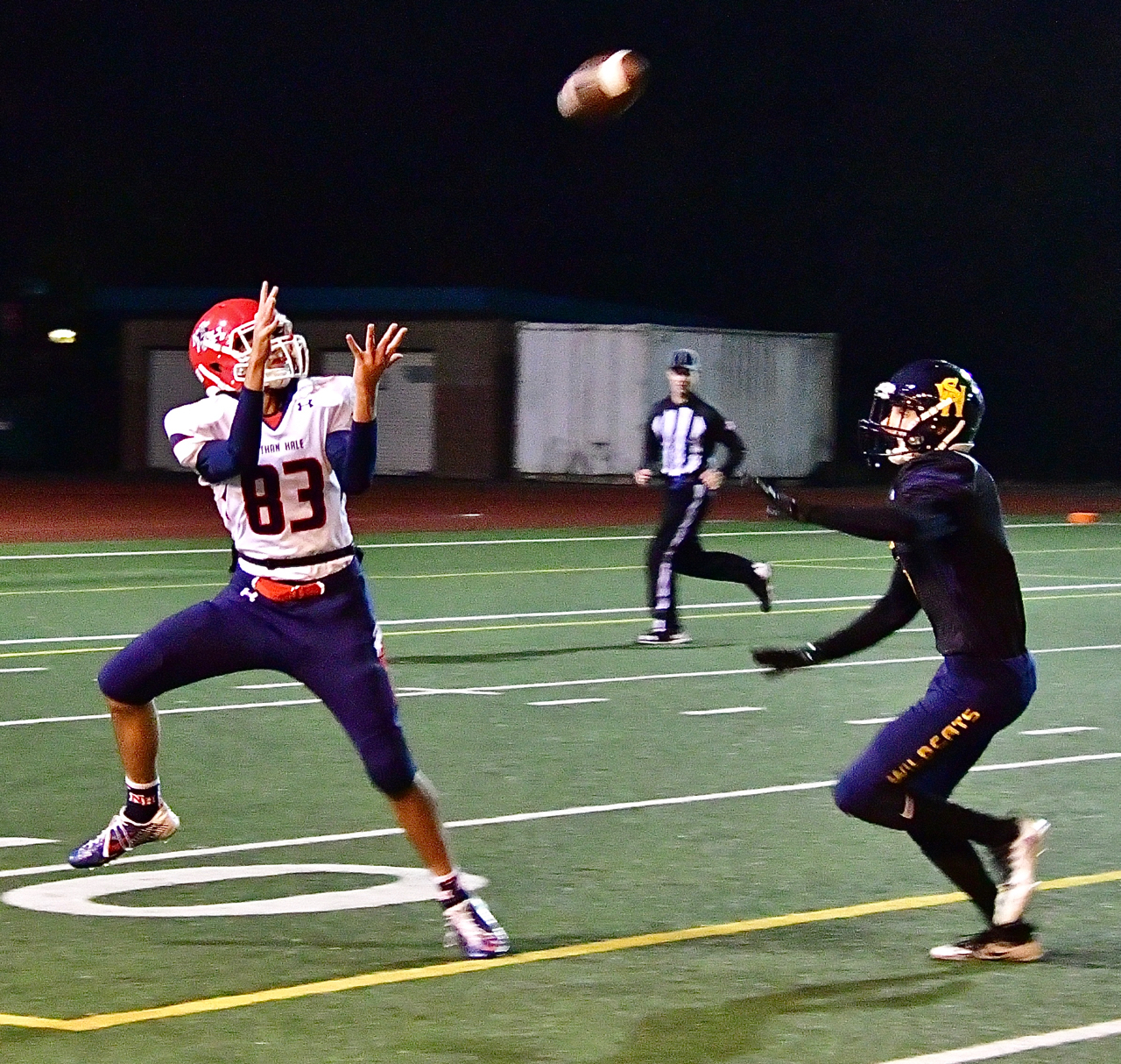 Nathan Hale Overcomes Tough West Seattle Wildcats 41 31 Westside