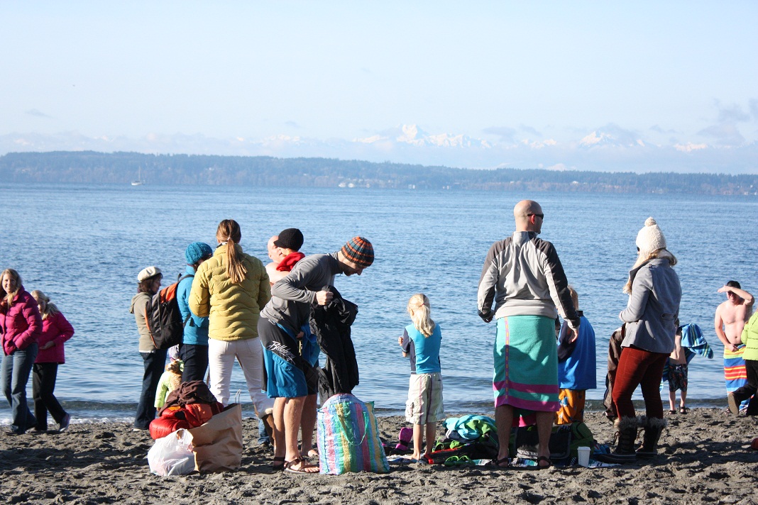 SLIDESHOW Bringing in the New Year with a Polar Plunge Westside Seattle