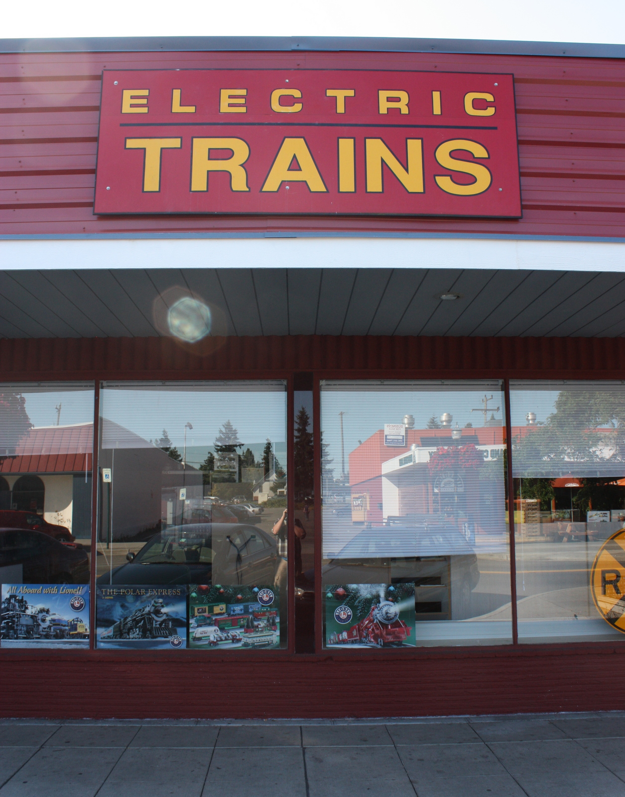SLIDESHOW Electric Train Shop brings ‘the whole world in miniature’ to