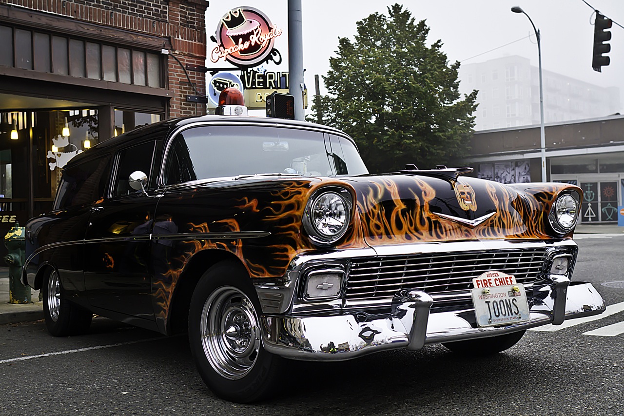 SLIDESHOW Classic cars compete for attention in West Seattle Car Show