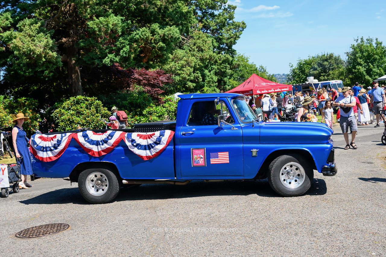Truck