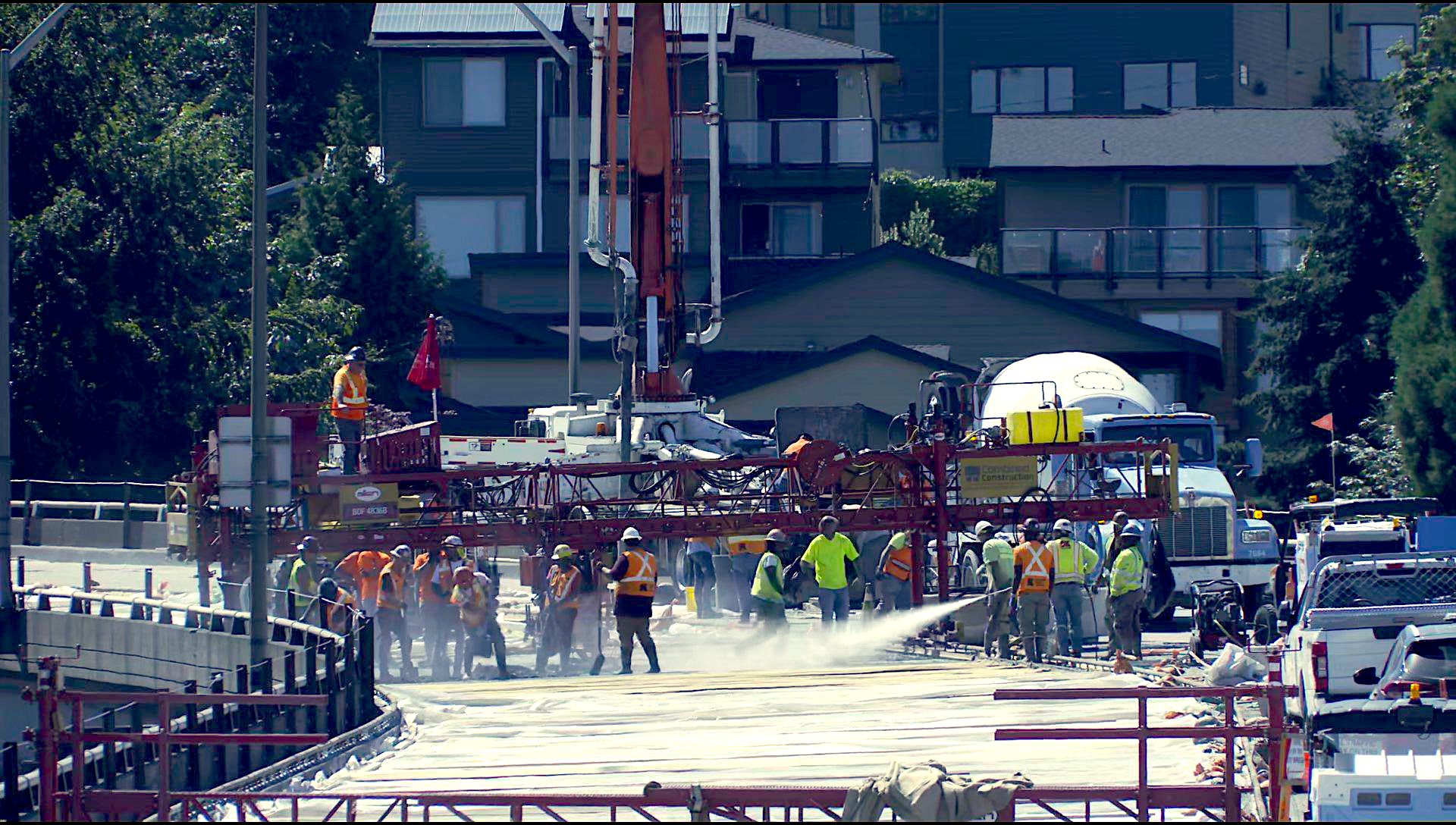 We began the concrete overlay process by grinding away the top half-inch of existing concrete and then pouring a new layer. Crews replaced nearly 4 acres of the Fauntleroy Expressway with new concrete overlay. Photo: SDOT