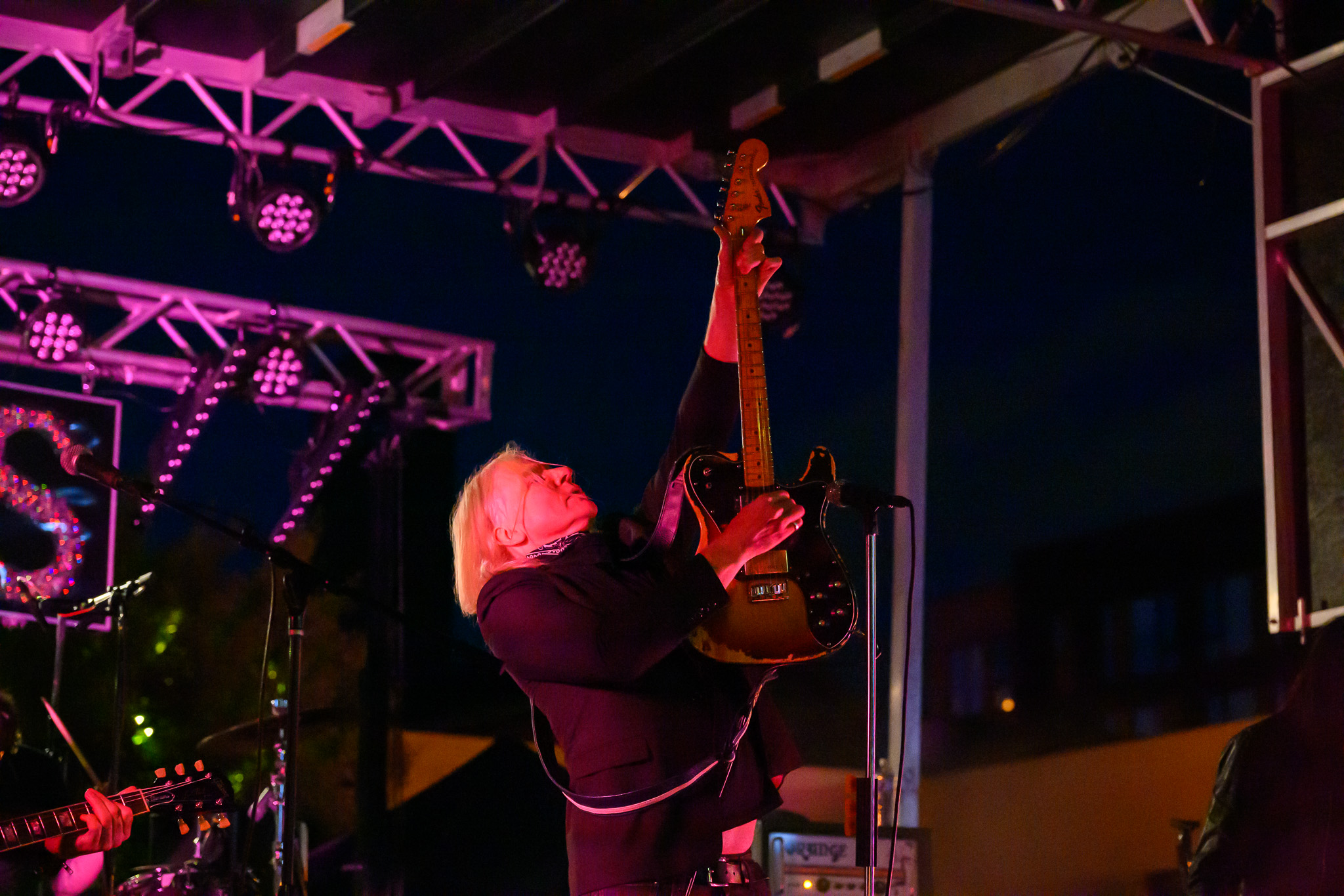 lead guitar