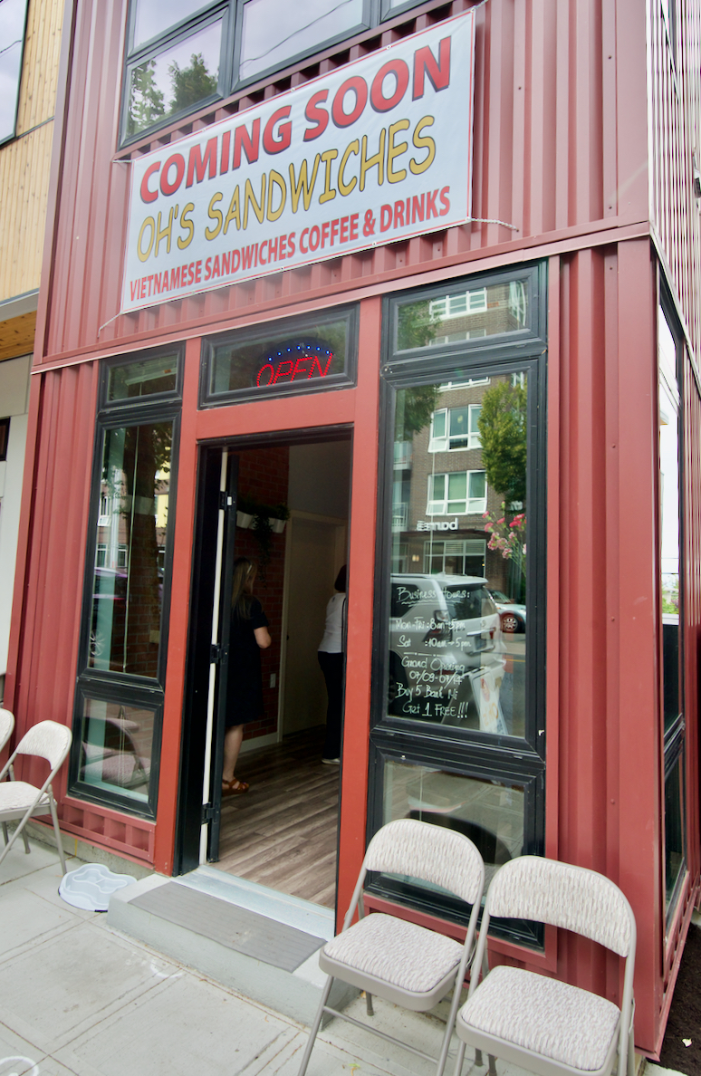 Oh's Sandwiches exterior