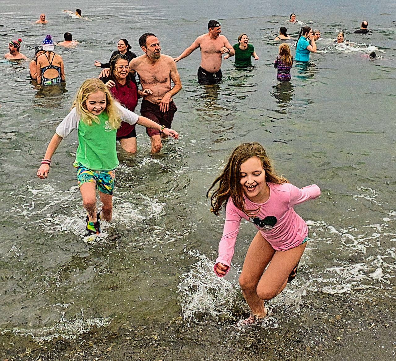plunge with friends