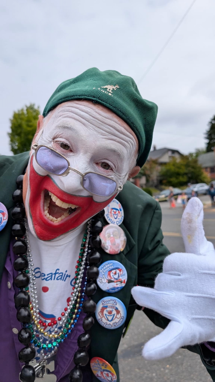 Seafair clown