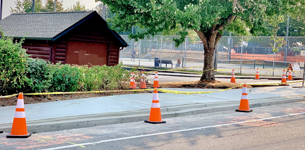 Sidewalk near new H line stop