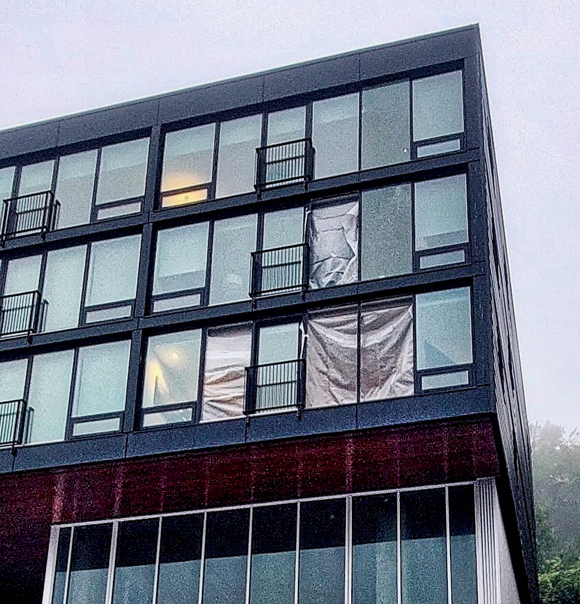 Shots damage windows on Harbor Ave SW building; No one hurt | Westside ...