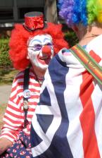 aparade24.jpg