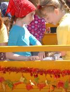 aparade4.jpg