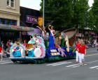 118 jpgHi-YuParadeFloat.jpg