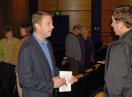 news09.jpg