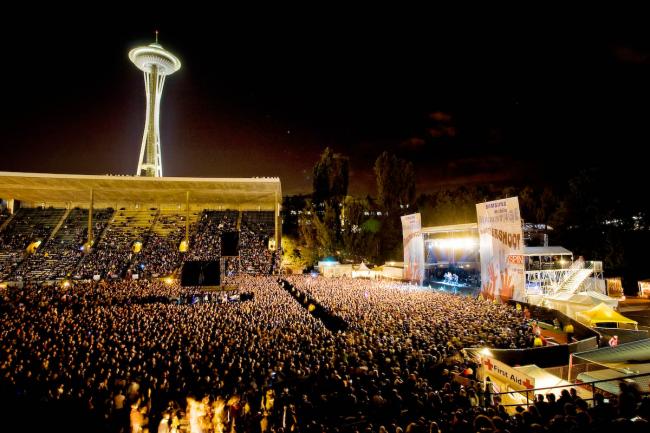 BMont-Bumbershoot 2.jpg