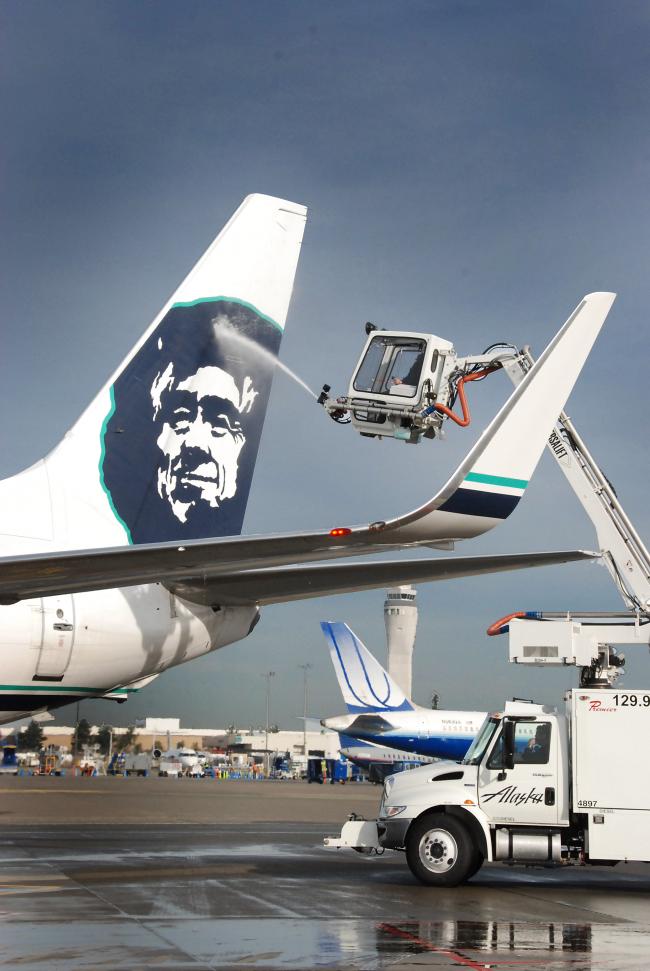 Airport De-icing Demo.jpg