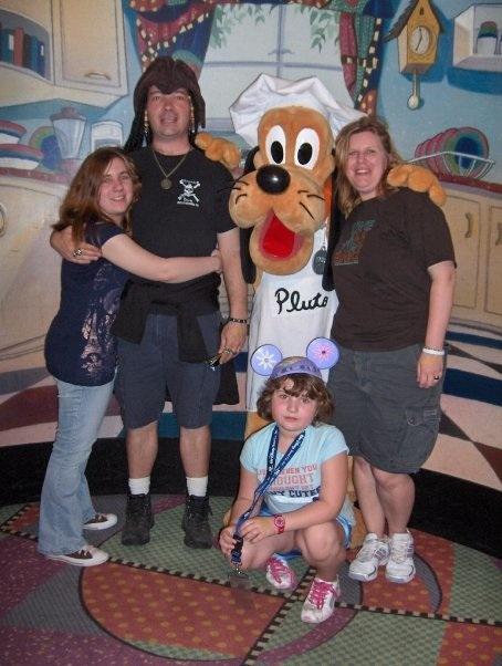 Big Phares Phamily Shot1.jpg