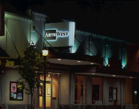 Building_at_night___WEB.jpg