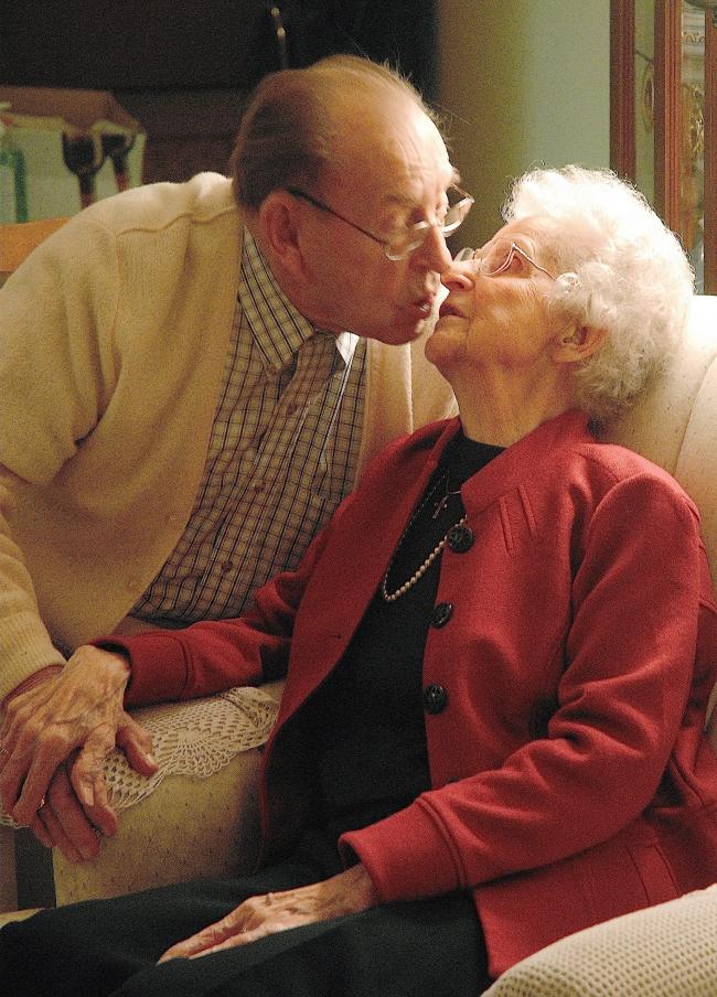 101  Seniors renew wedding vows photo-1.jpg