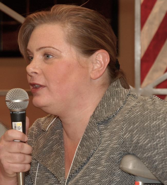 Candidate Sabra Schneider.jpg