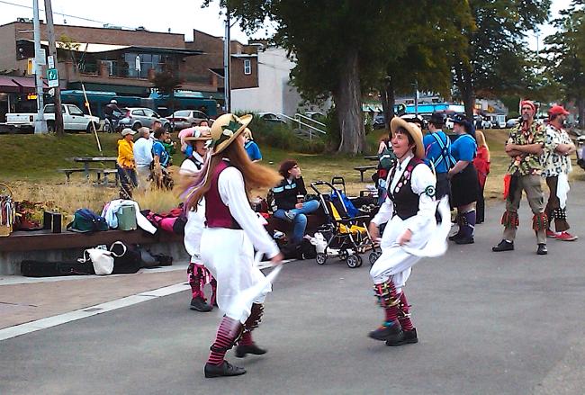 laura wold english dancing.jpg